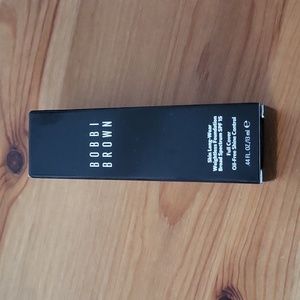 Bobbi Brown Skin Long-Wear Weightless Foundation SPF 15 [W-026 Warm Ivory]